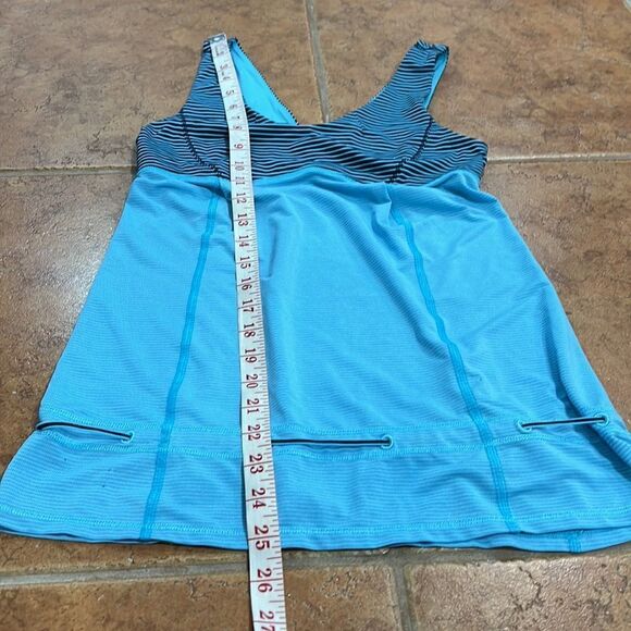 Lululemon Hustle & Bustle Tank size 4 - Picture 12 of 12